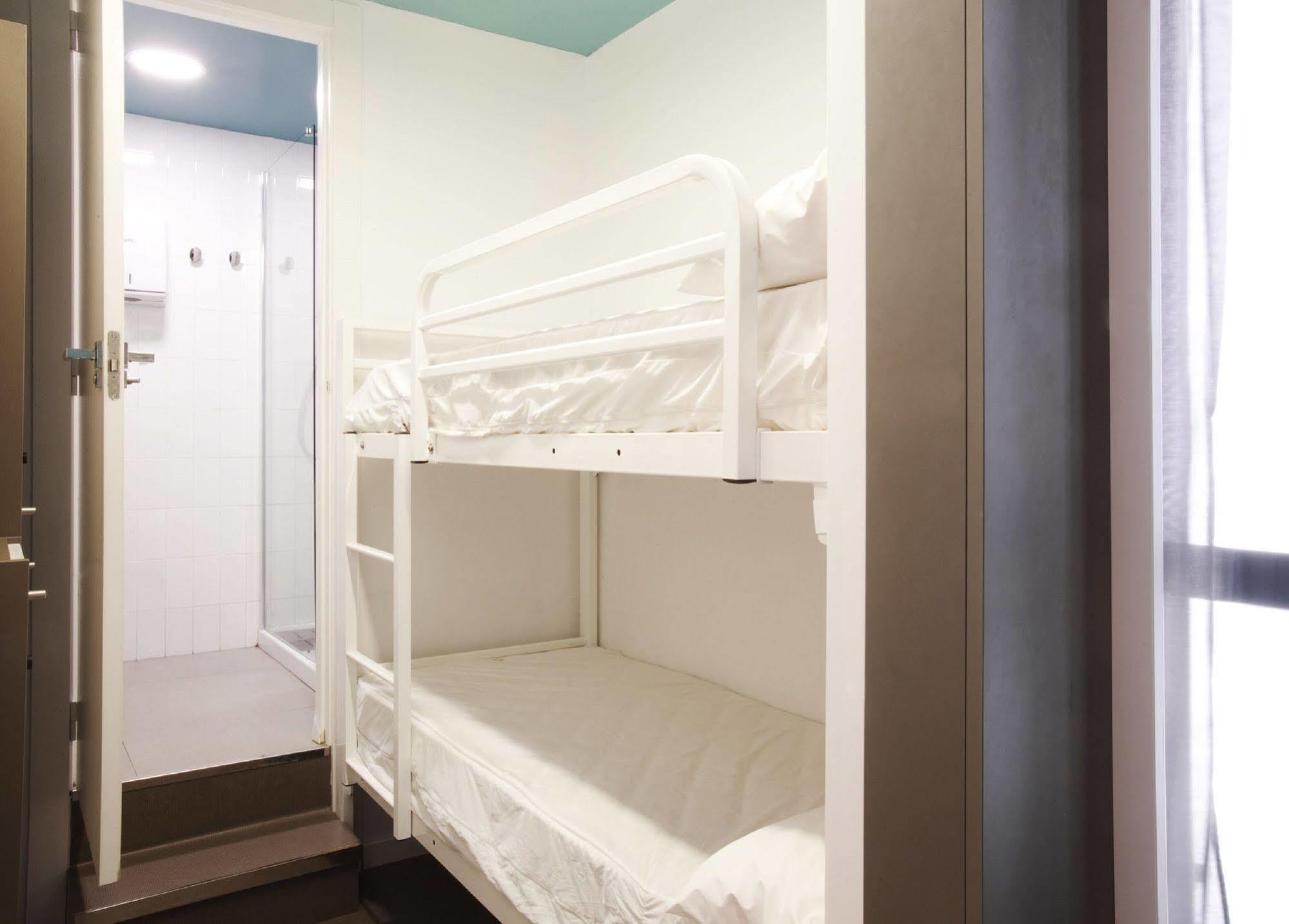 Amistat Beach Hostel Barcelona Kültér fotó