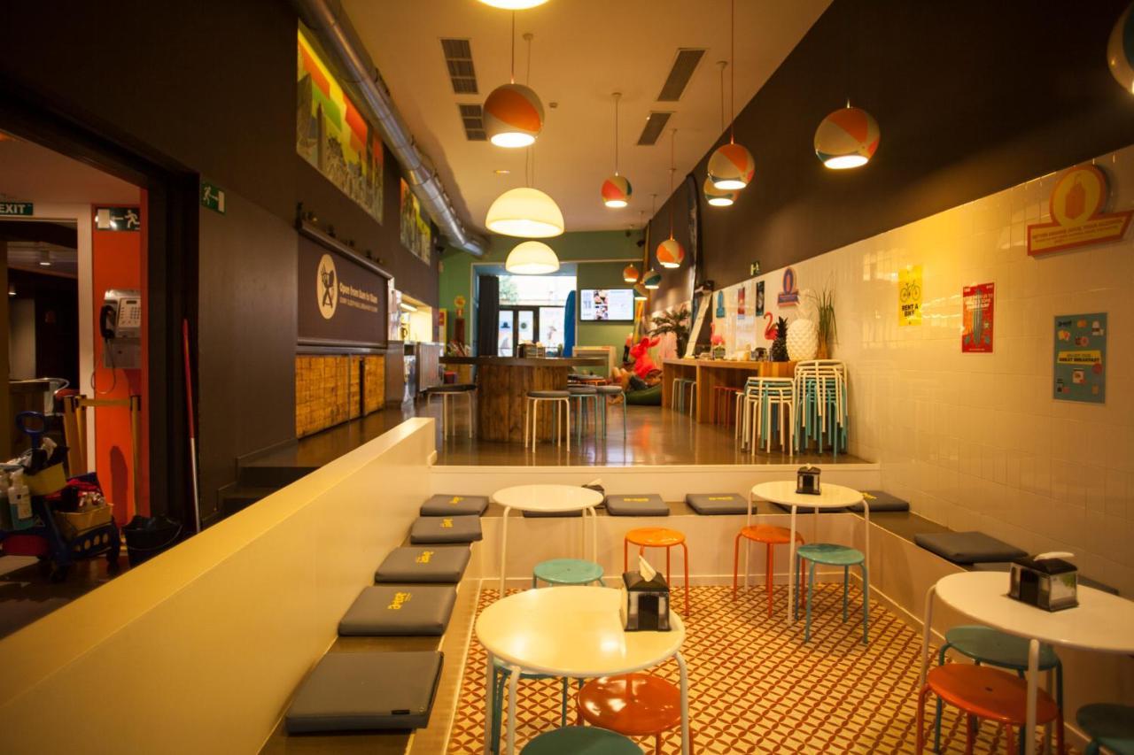 Amistat Beach Hostel Barcelona Kültér fotó